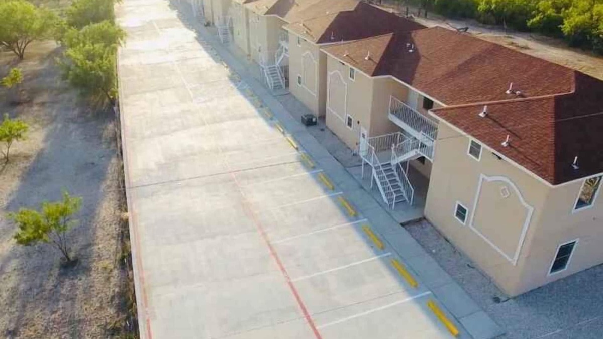 Rosita South Condo | Eagle Pass Condo Rentals