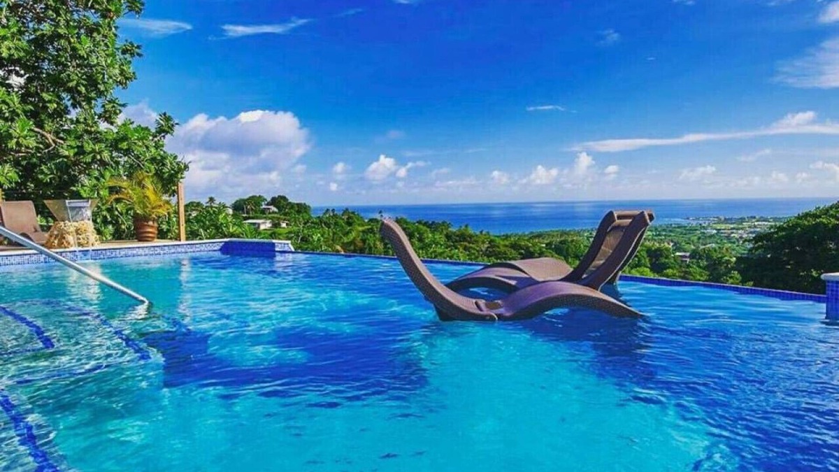 Patience Hill House | Eagle's Base Villa with Spectacular Views-Sleeps22