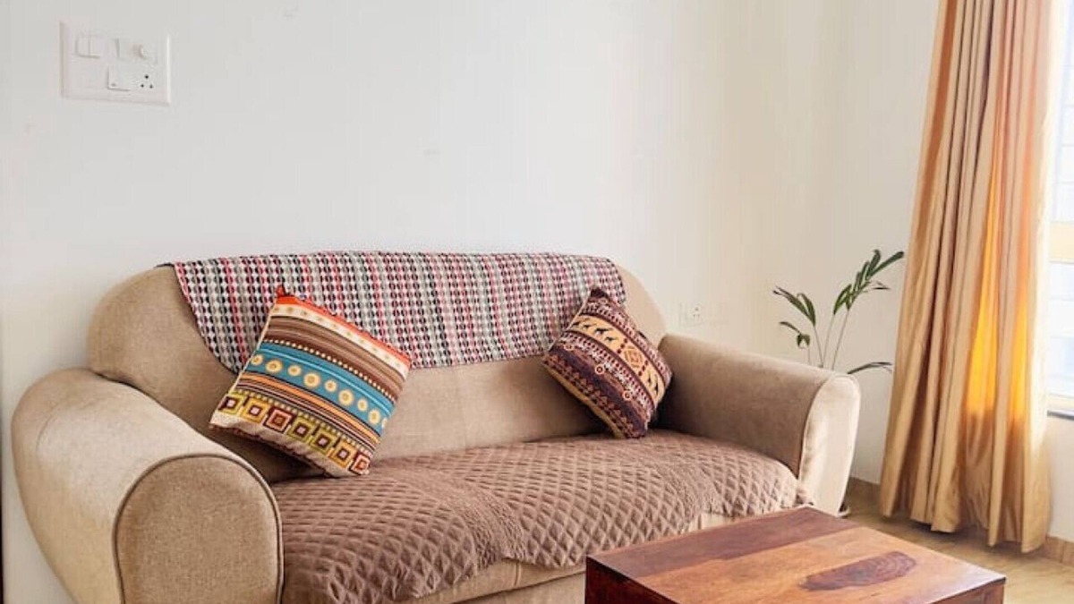 Paud Apartment | Eagle's Nest: Beautiful 2 BHK AC flat Baner, Pune
