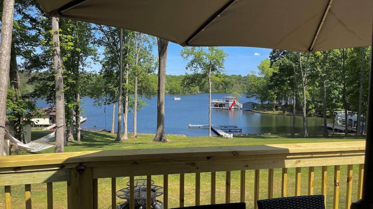 Bumpass Cottage | Eagle's Nest Cottage Fully Renovated 200' Waterfront, In Cove, Dock & More!