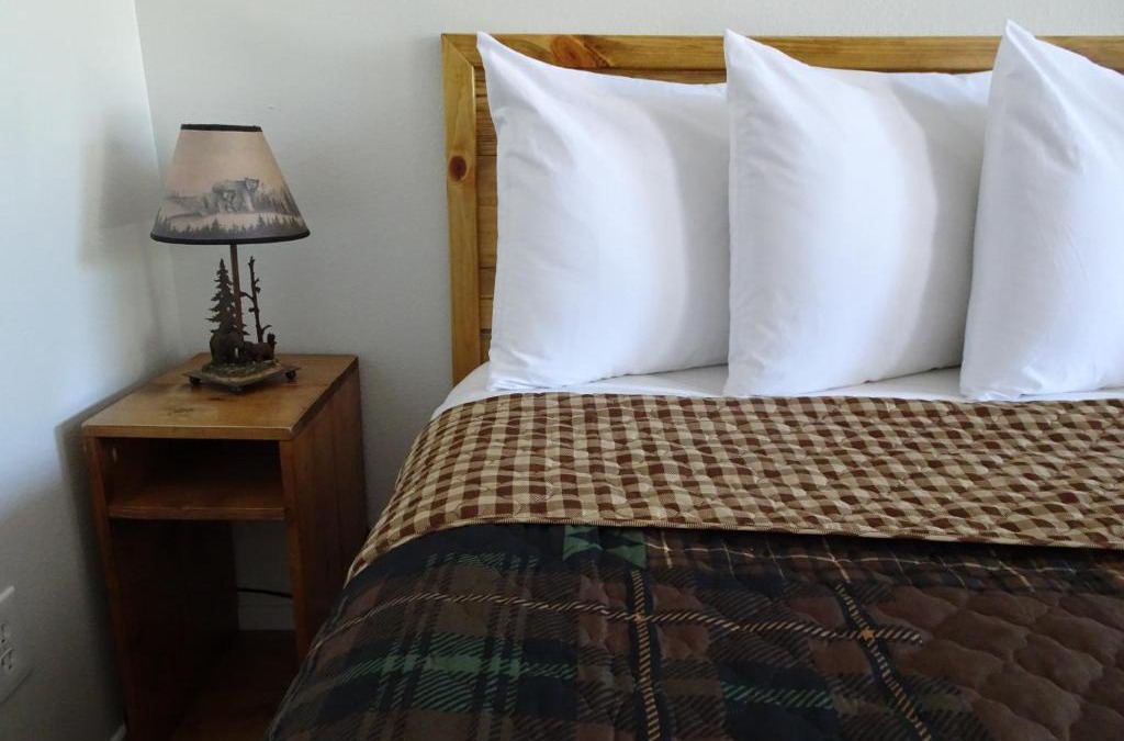 Priest River Hotel | Eagle's Nest Motel