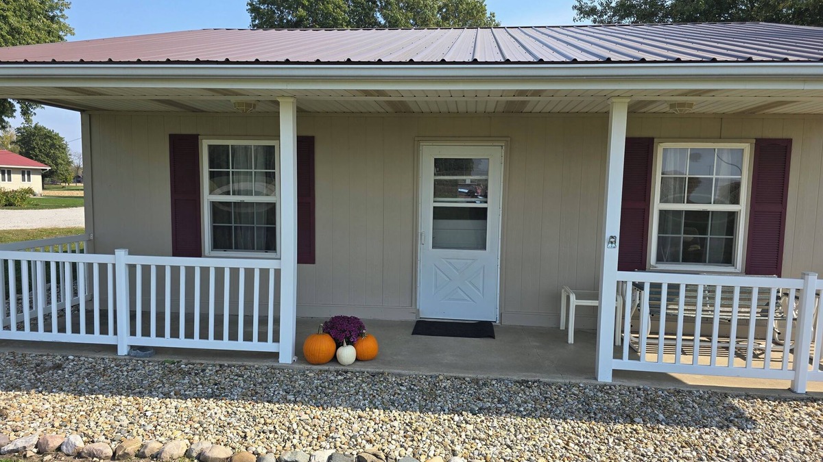 Lakewood Shelby County House | Eagle's Nest near Eagle Creek State Park