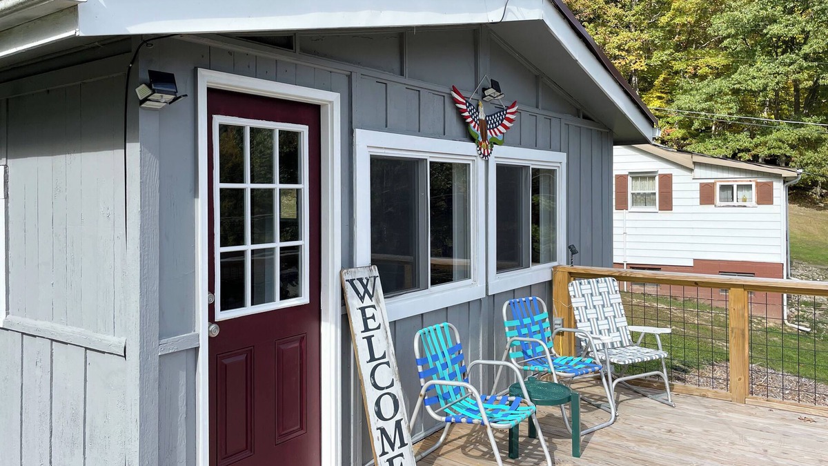 West Hickory House | Eagle's Peak Cottage
