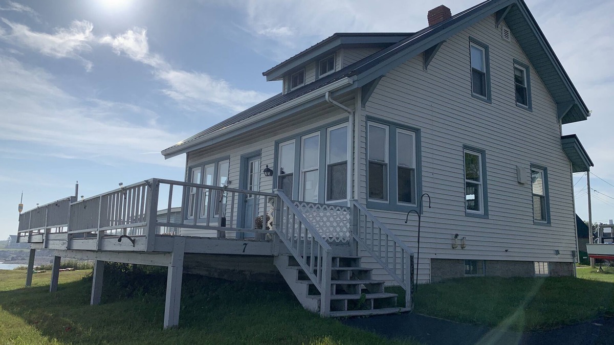Jonesport House | EAGLE'S REST