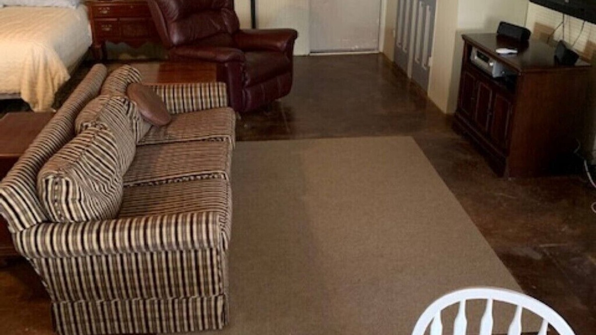 Mayes County Apartment | Eagle's View Cabin on the Grand River