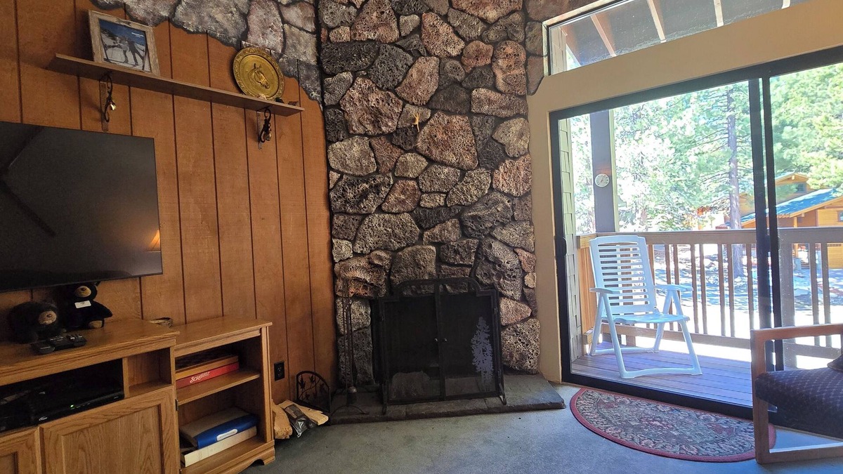 Mammoth Lakes Resort | Eagle Summit Collection