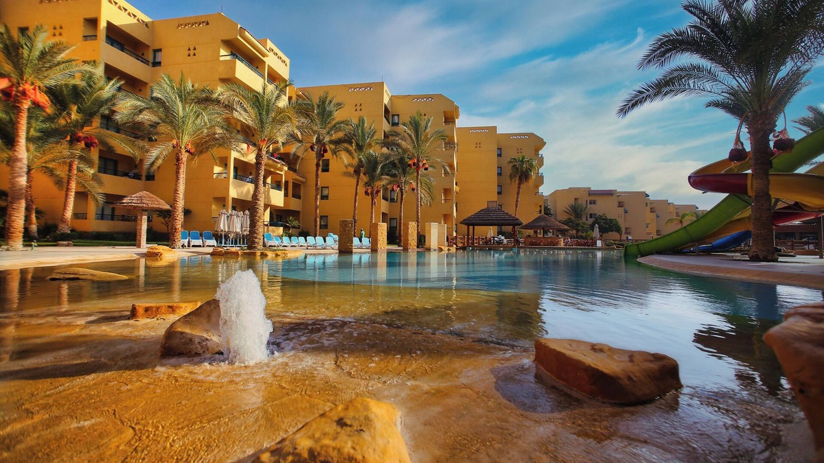Corniche Road-Dahar Hotel | Eagles Downtown Zahabia Aqua Park