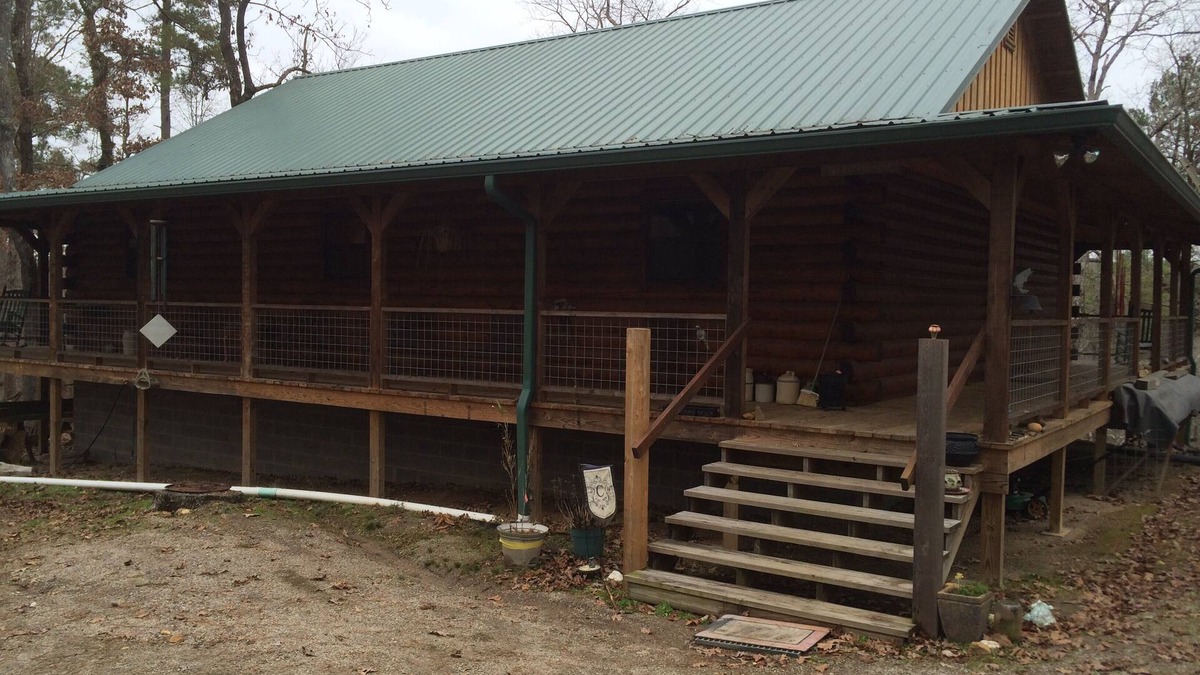 Murfreesboro Cabin | Eagles' Nest Getaway: Experience Life on the Little Missouri River