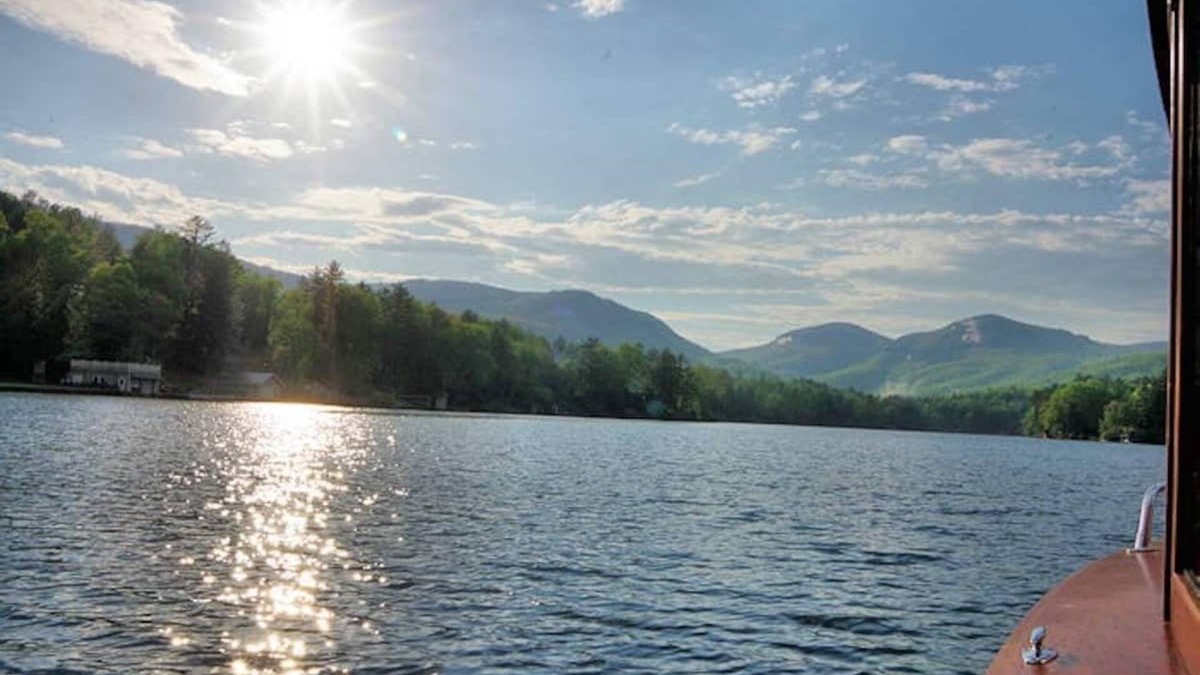 Lake Toxaway Cottage | EaglesNest Mountain Getaway With beautiful waterfalls, hiking, fishing nearby