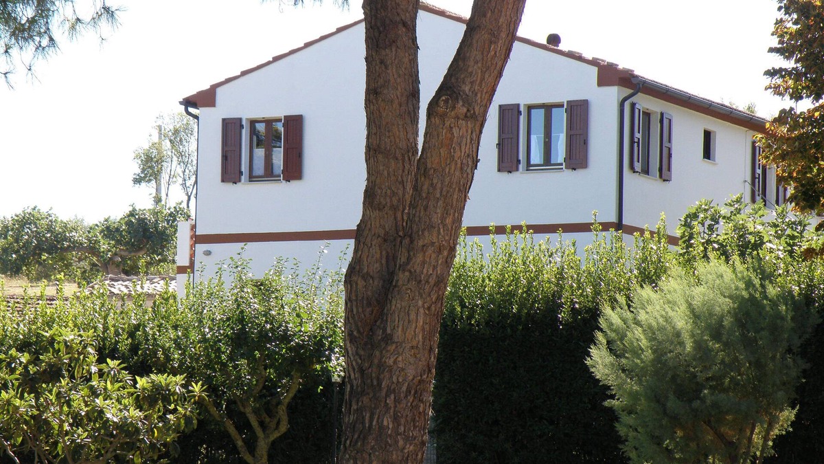 Civitanova Marche House | Early 20th century rural farmhouse. Sea view with terrace and garden.