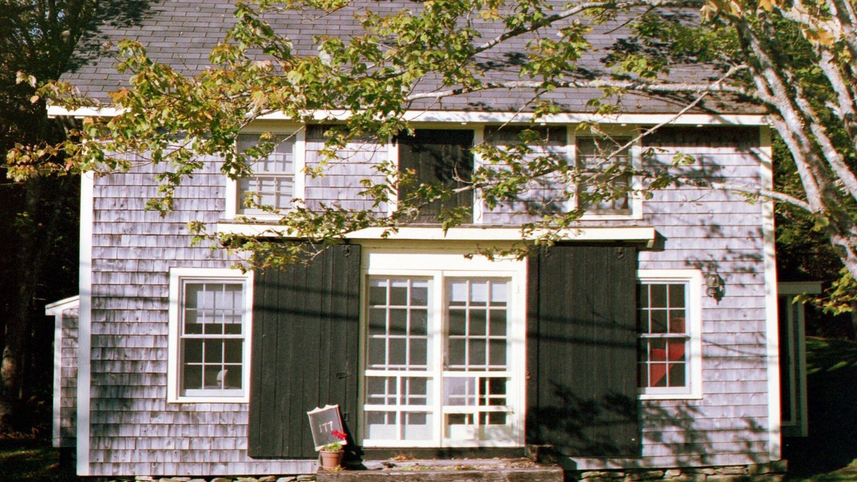 Pleasant Point Cottage | Early American Barn-Charming Salt Water Cottage In Historic Cushing, Maine