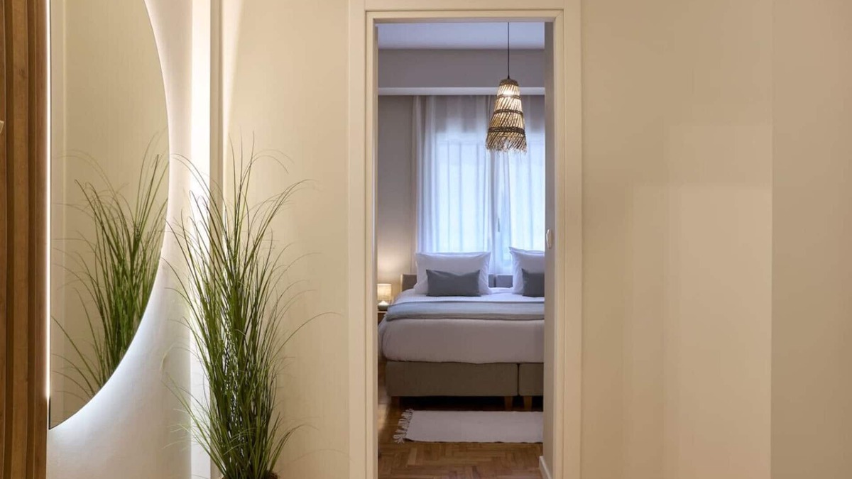 Filopappou Apartment | Earthy Comfort 2bd Apt With Koukaki Views