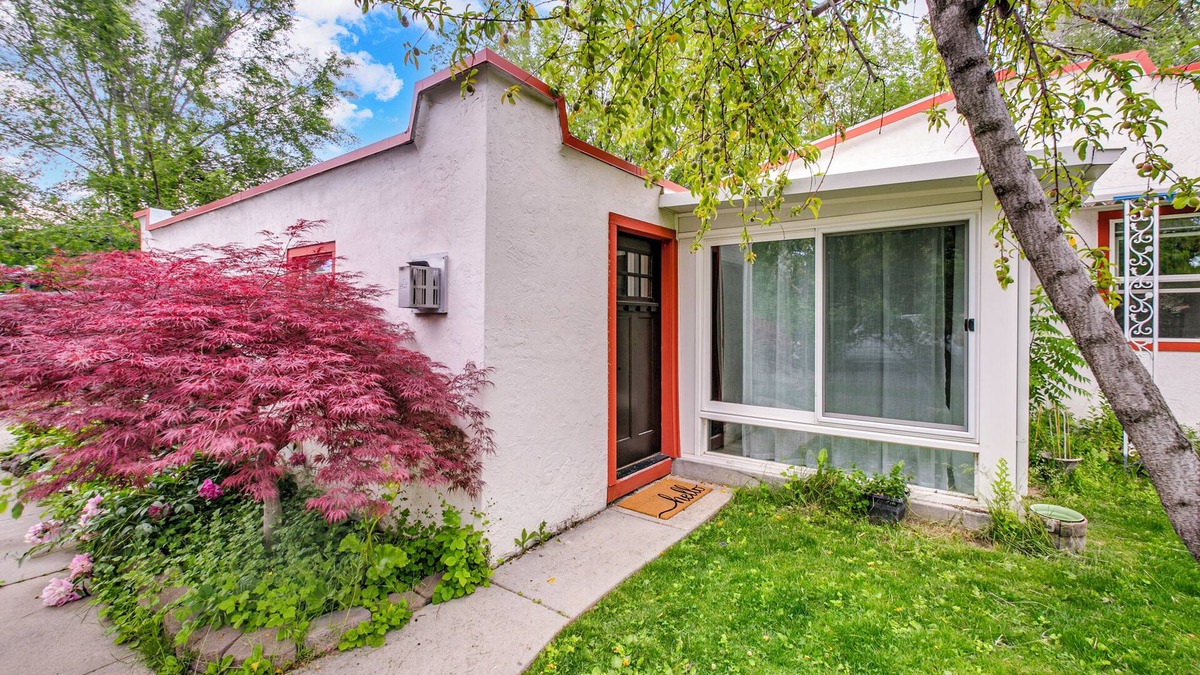 Depot Bench House | Earthy Pearl - 1 Bedroom Suite @ the Boise Depot