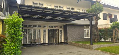 Cikarang House | Ease Living Palem Kenari
