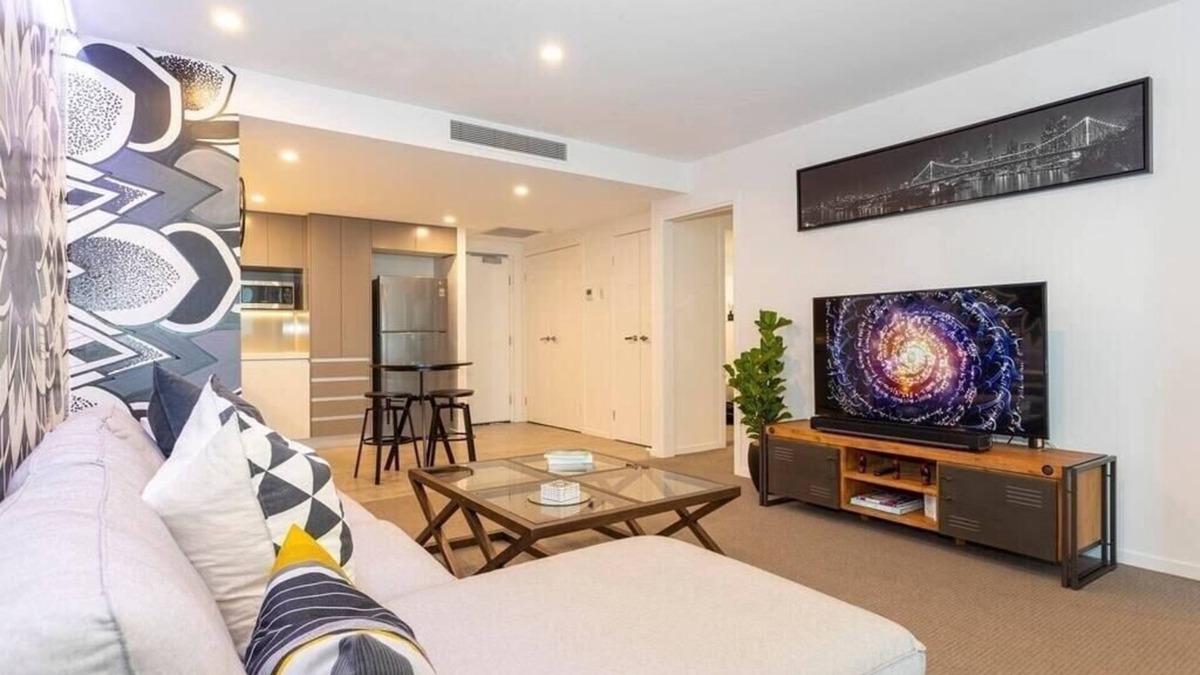 East Brisbane Apartment | East Brisbane 1bed unit with Rooftop pool +Parking