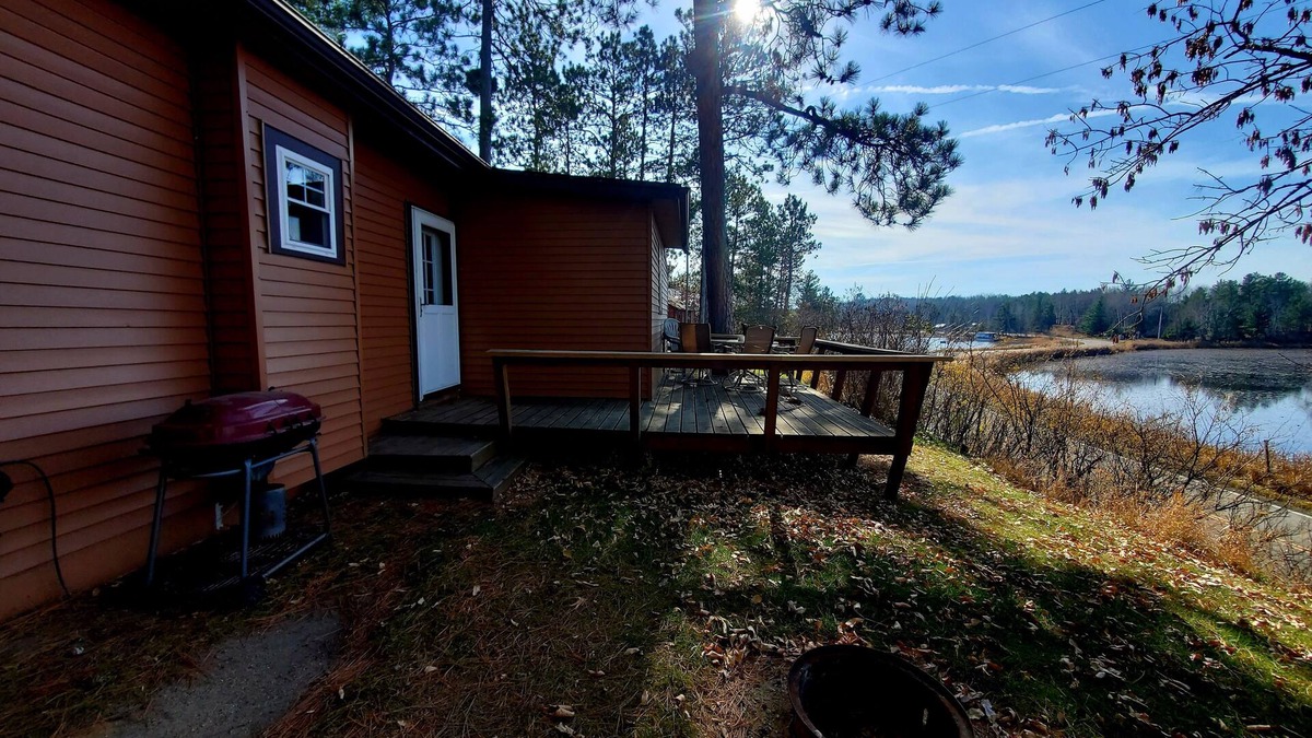 Nevis Resort | East Crooked Lake Homestead Cabin