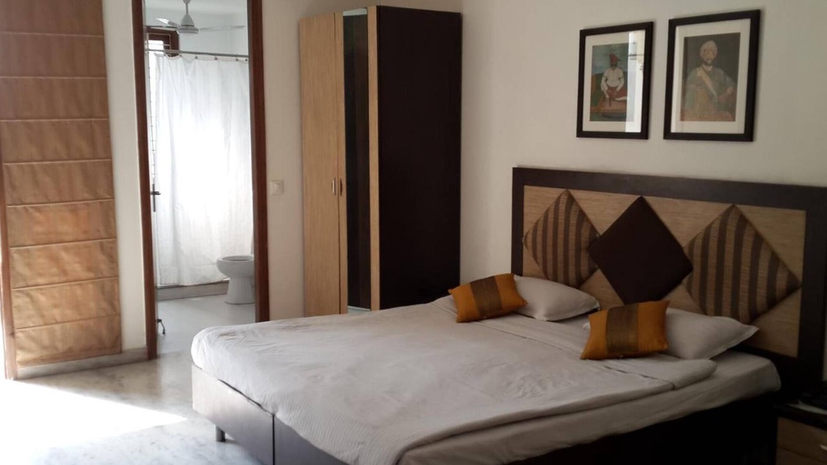Delhi Bed & Breakfast | East End Retreat