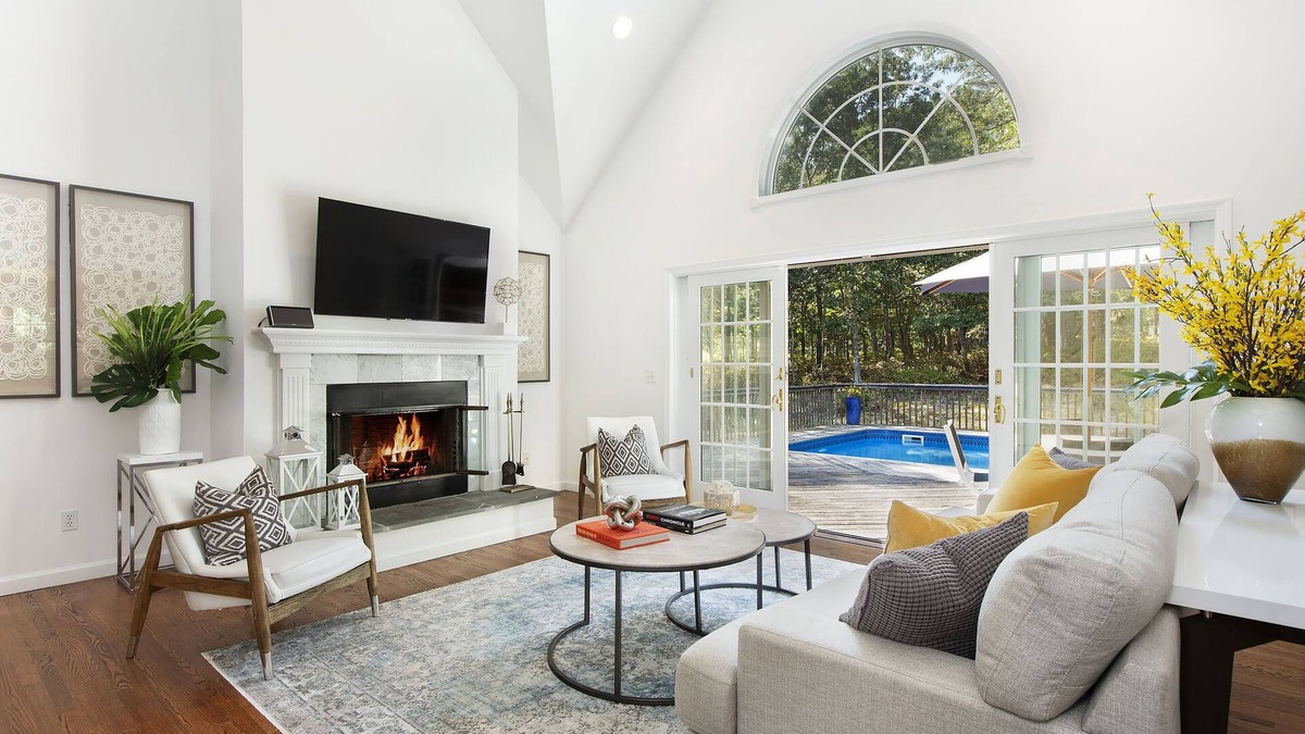 Northwest Harbor House | East Hampton Retreat