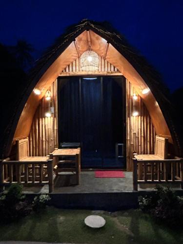 Basdiot Ski Chalet | East Holiday Resort Moalboal