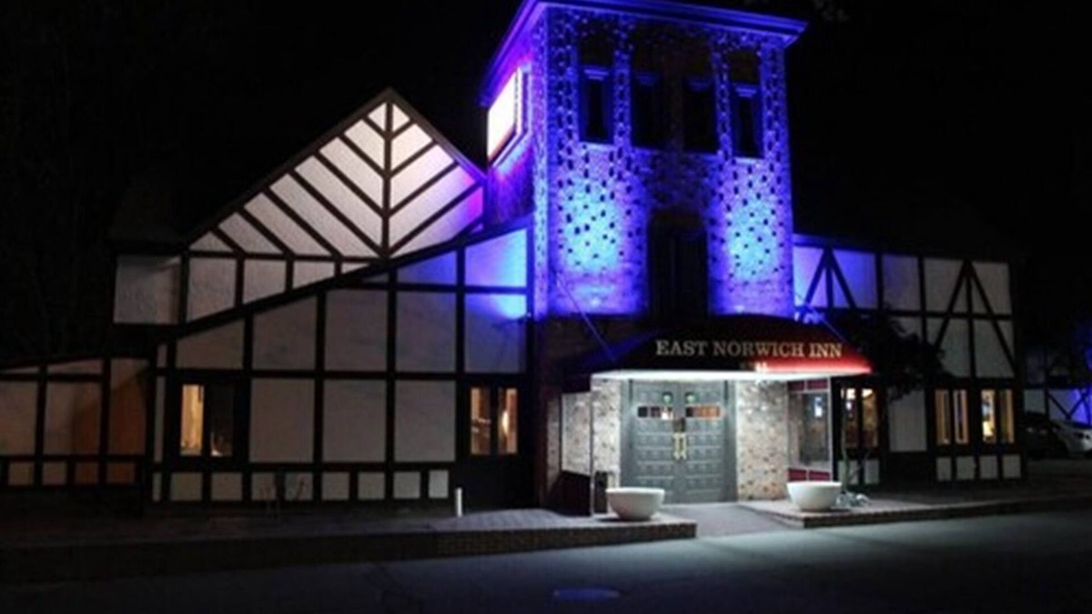 East Norwich Hotel | East Norwich Inn