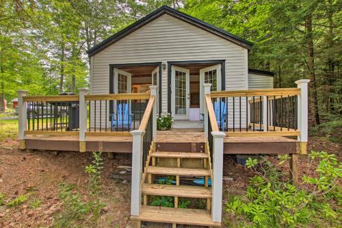 Otis House | East Otis Vacation Rental with Private Deck and BBQ!