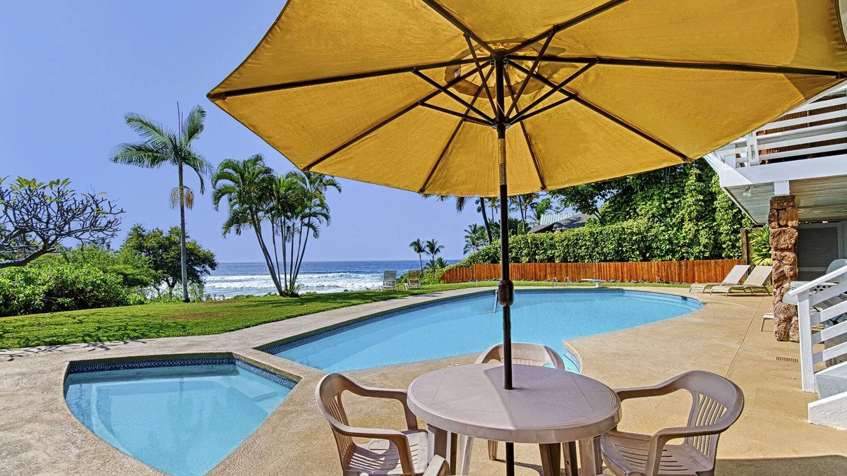 Keauhou House | EAST SUITE EXCEPTIONAL 195.00 + 10% SUMMER SPECIAL on this beautiful property