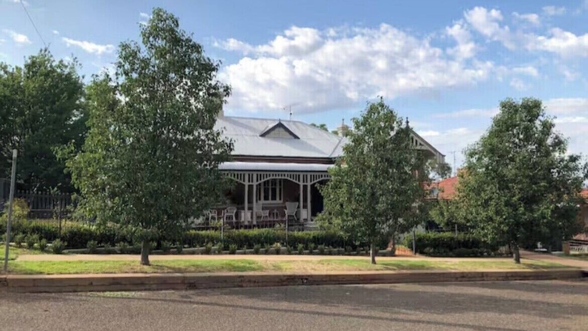 East Tamworth House | East Tamworth Gem - Large 4 Bedroom home in a perfect location!n