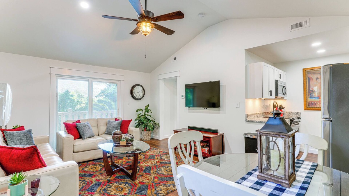 Cleveland House | East Tennessee Home ~ 23 Mi to Chattanooga!