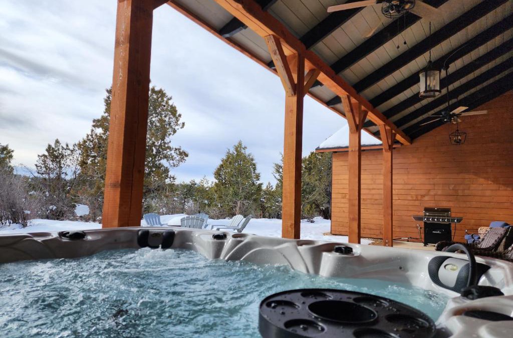 Zion National Park East Entrance House | East Zion Mesa Retreat- Luxury, Hot Tub, Resort Amenities