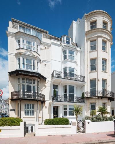 Seafront House | Eastcliff House & The Art Deco Flat