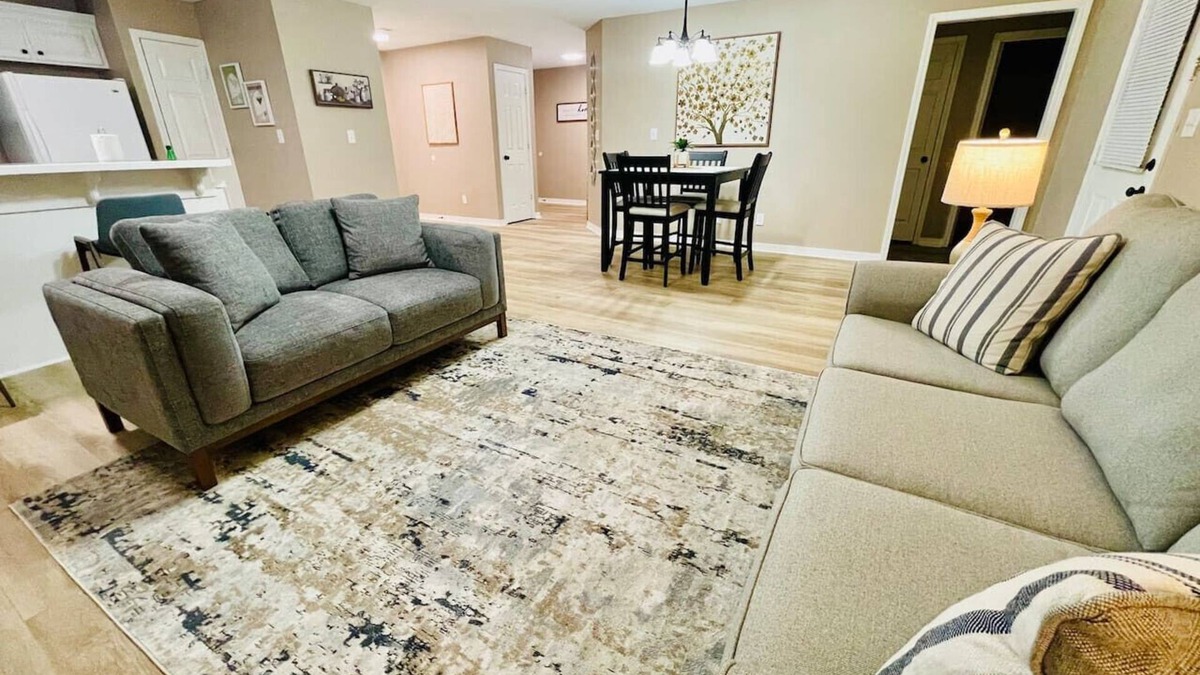 Hammond Apartment | Eastgate 10A beautiful townhouse