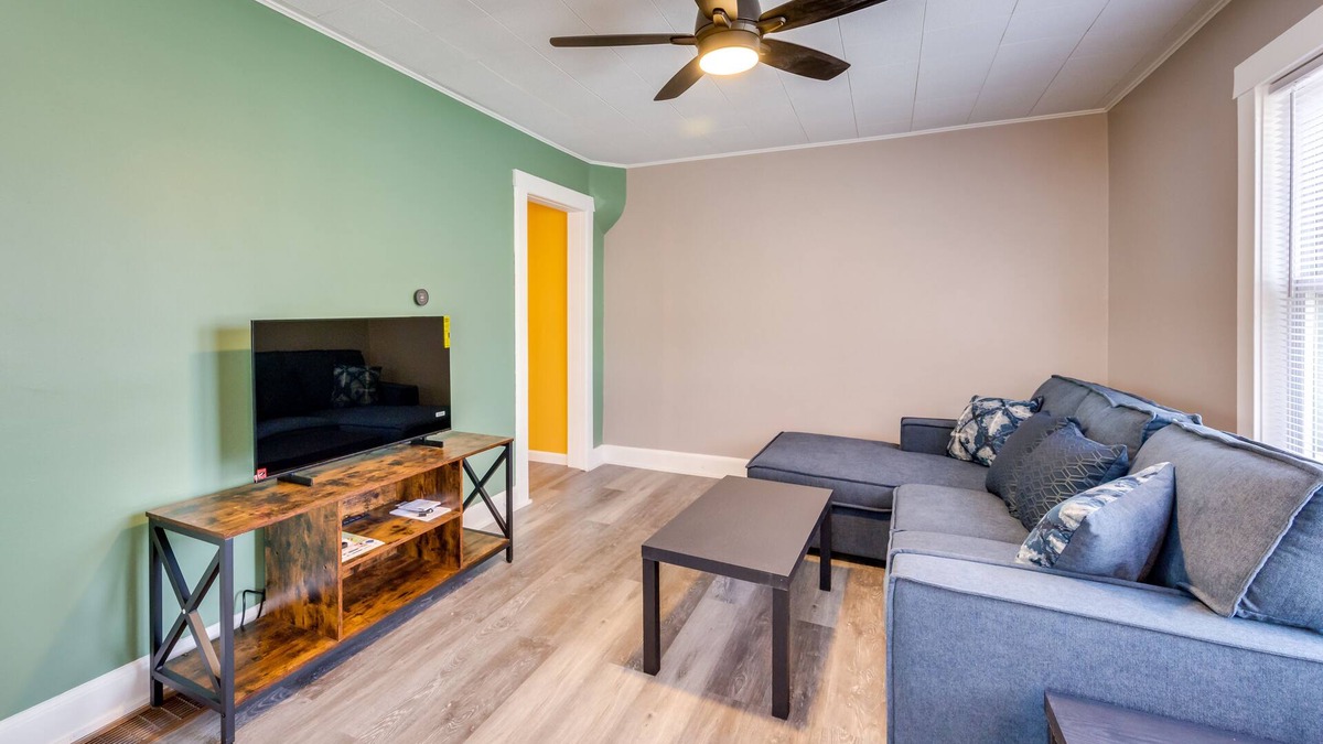 Easthampton Apartment | Easthampton Vacation Rental - Walk to Breweries!