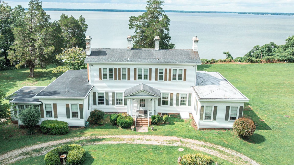 Spring Grove House | Eastover Manor is a James 19th Century Plantation Home