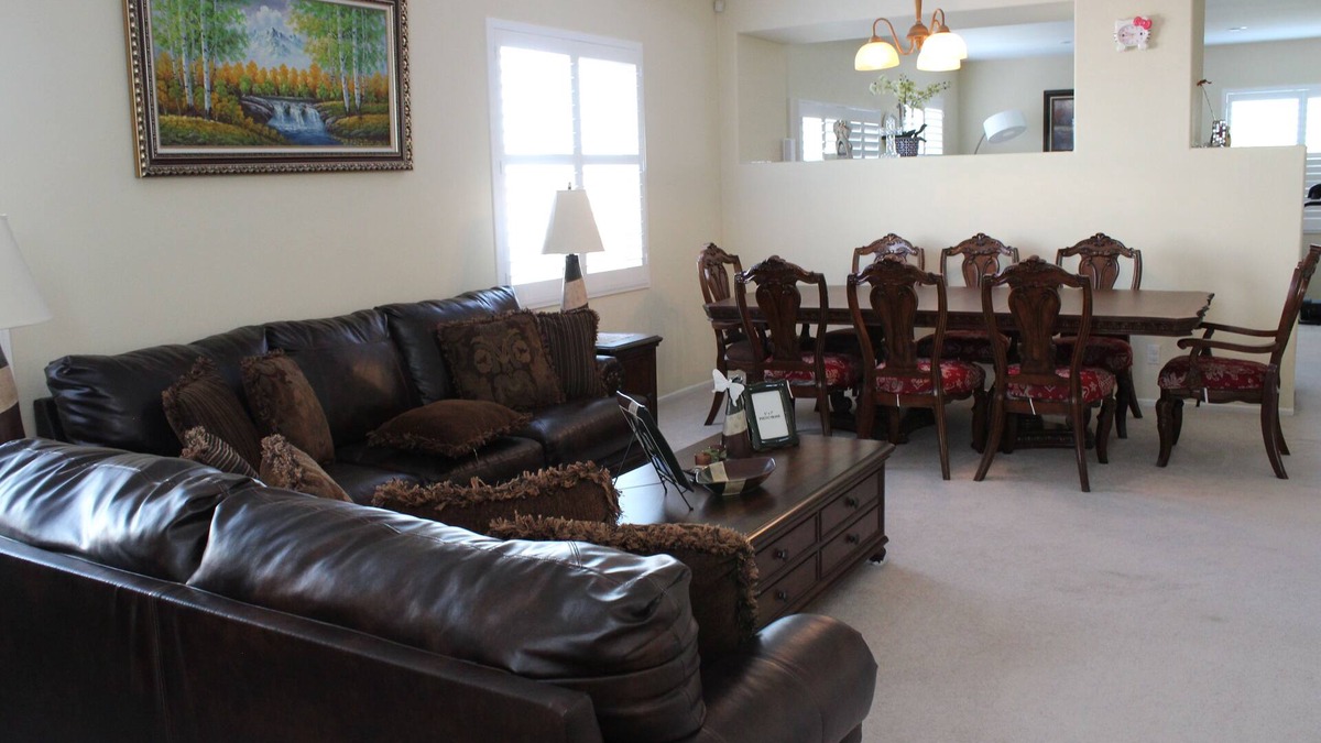Eastvale House | Eastvale/Ontario Cozy Peaceful Suburban House/说中文