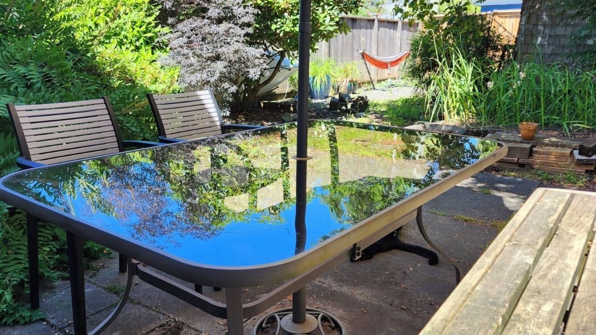 Hastings Apartment | EastVan Launching Pad! Great spot for getting downtown and out of town.