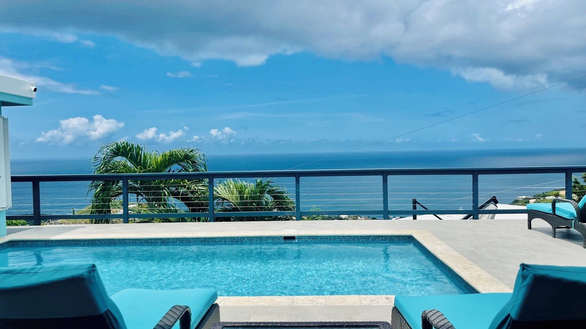 Estate Frenchman Bay House | Easy location, Ocean view, Jeep Available, Solar, Battery Power, Strong Wifi