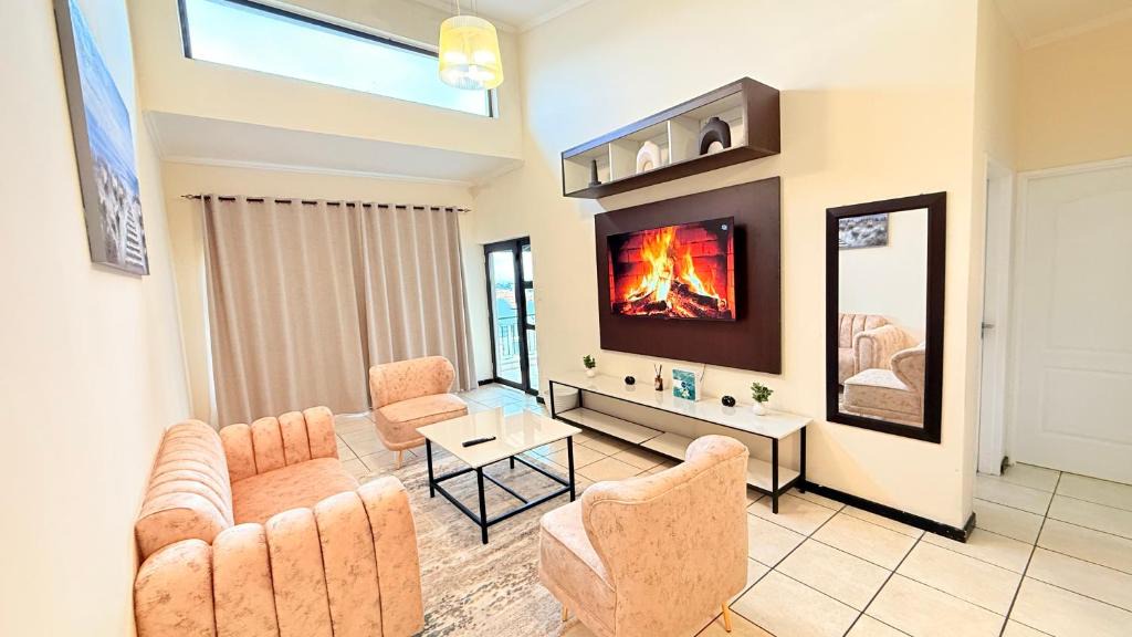 Downtown Johannesburg Apartment | Easy Stay 2 Bedroom Apartment Oakdene Near Glen Mall