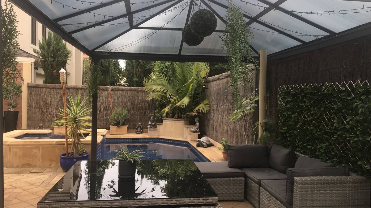 Hove House | Easy stay Beachside Hove Executive spacious duplex home . Outside heated spa