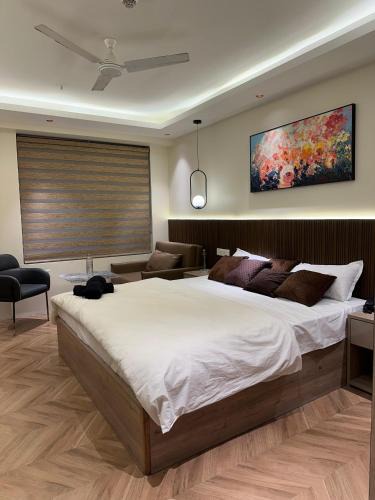 Jaypee Greens Apartment | Easy Stayz - Comfy stays in Greater Noida near Expo Mart