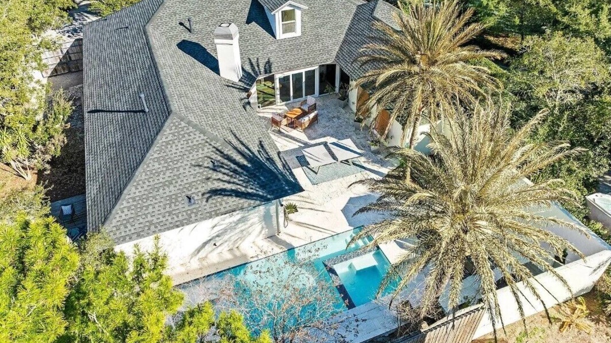 Seagrove Beach House | ☀️Easy to Beach-Private Pool Area-Golf Cart-Bikes-Saltaire2☀️