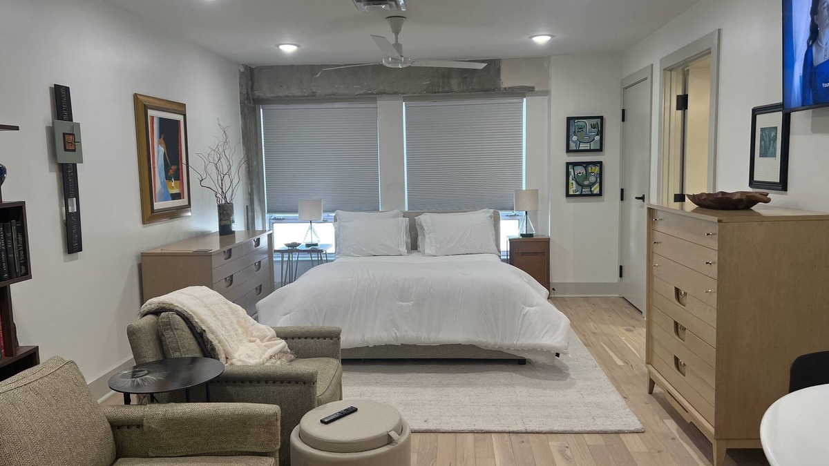 Tupelo Apartment | Easy walk to restaurants, coffee and ice cream shops, retail shopping, and more!
