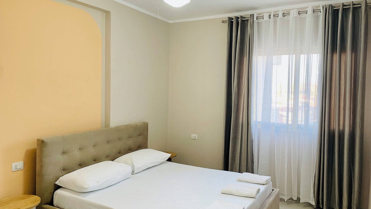 Divjake Apartment | EasySleep: 1-bedroom - City Center Divjake - Free parking, WiFi, AC 413