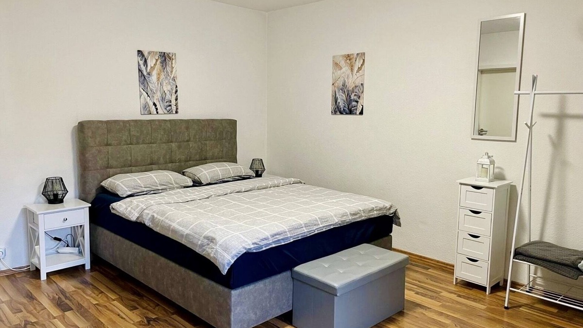 Bad Oeynhausen Apartment | EasyStay#1 Cozy studio near the clinic, with Netflix, kitchen & bathroom