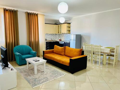 Divjake Apartment | EasyTrip Family - City Center