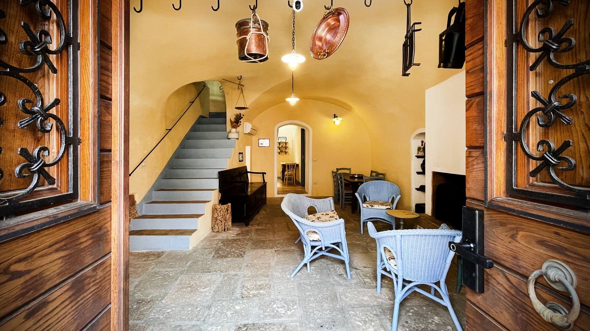 Bosa Historic Centre House | Eat, sleep, wander Bosa from a historic home in convenient location