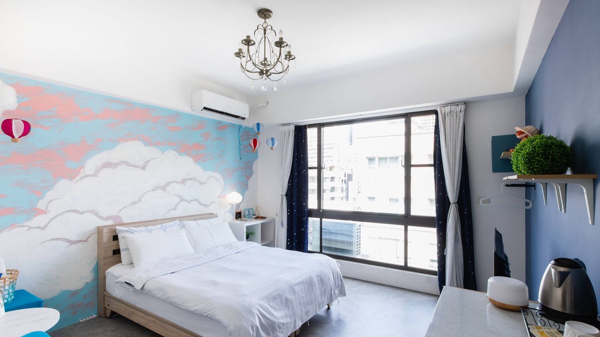 Gushan District Bed & Breakfast | EATzzZ Hostel
