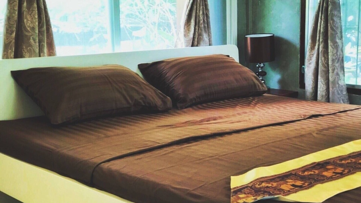 U Thong Bed & Breakfast | EAUSTAY Private room with Little Jungle