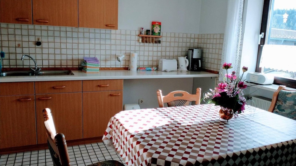 Traitsching Apartment | Ebenerdige Ferienwohnung mit Terrasse für bis zu 4 Personen
