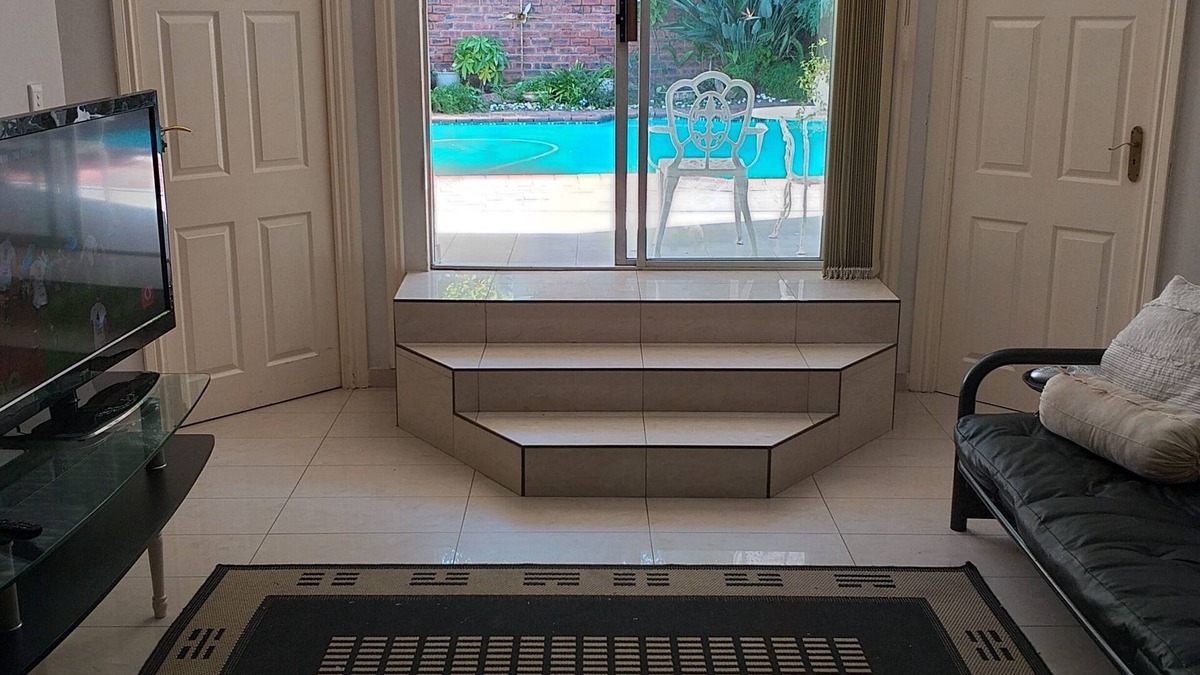 La Mercy House | Ebeling Guest Rooms en suite