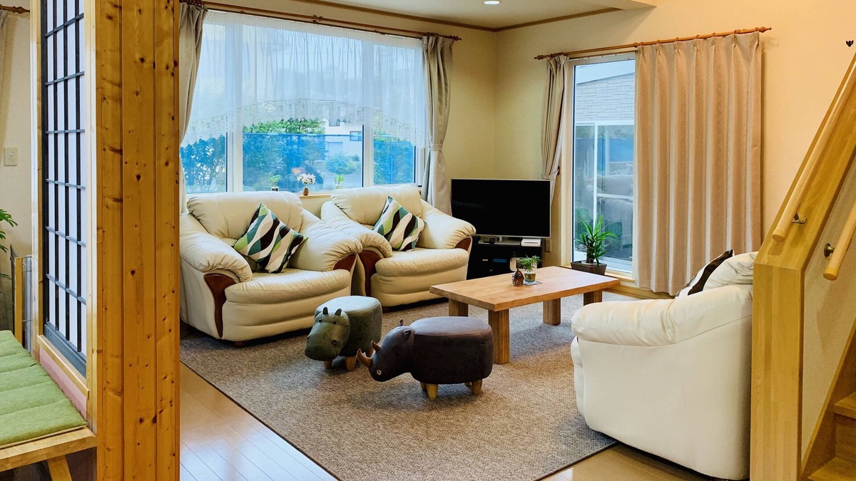 Shiraoi House | Ecco ’s House for family stay
